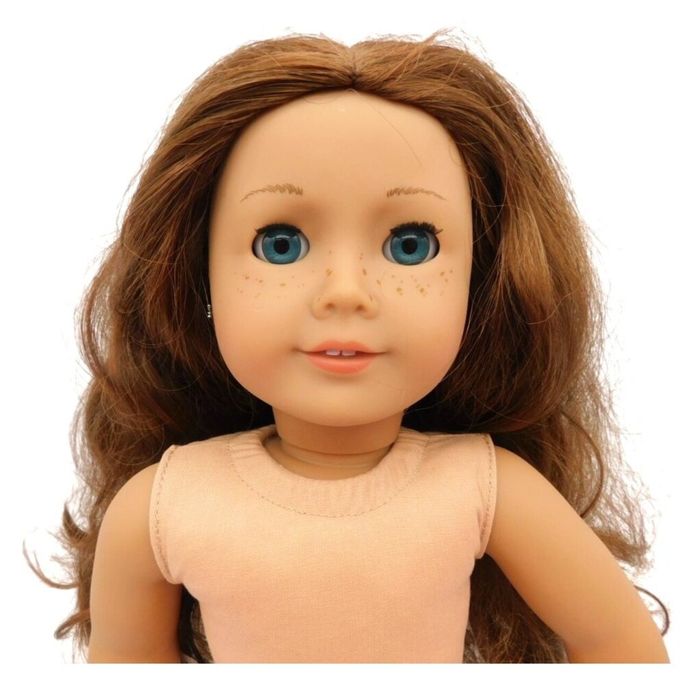 American Girl GOTY Saige 18" Doll with Meet Dress and Book 2013 Retired - Picture 2 of 16